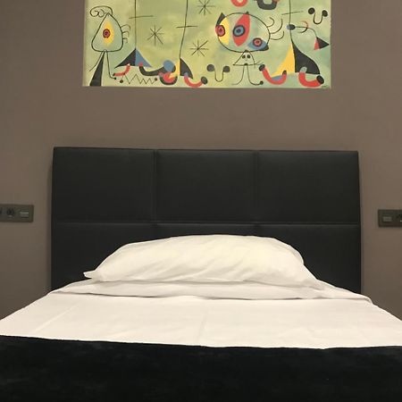 Hostal Eden 바르셀로나 외부 사진