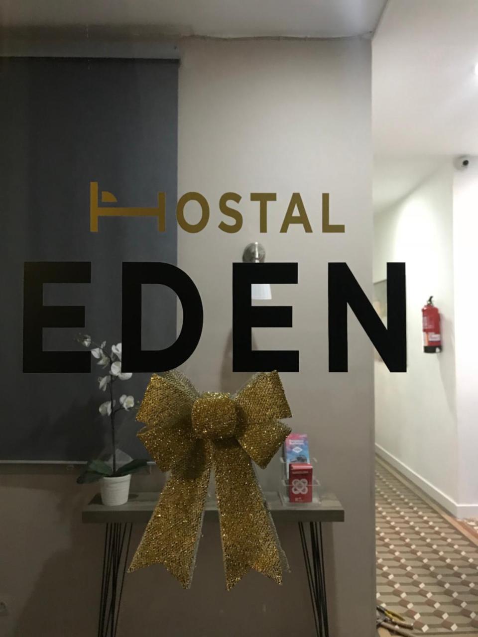 Hostal Eden 바르셀로나 외부 사진